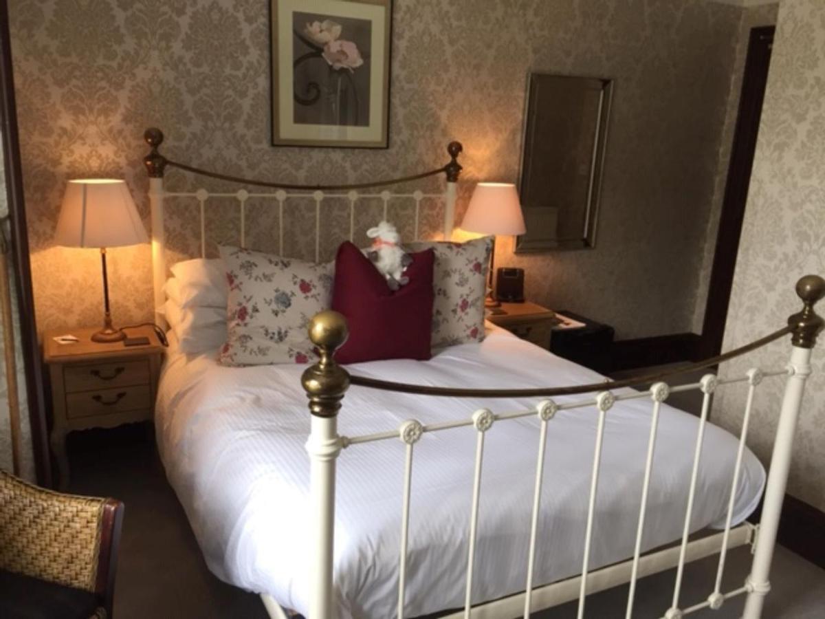 Glenville House - Adults Only - Incl Free Off-Site Health Club With Swimming Pool, Hot Tub, Sauna & Steam Room Bowness-on-Windermere Exteriör bild