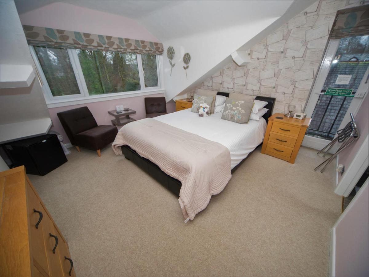 Glenville House - Adults Only - Incl Free Off-Site Health Club With Swimming Pool, Hot Tub, Sauna & Steam Room Bowness-on-Windermere Exteriör bild
